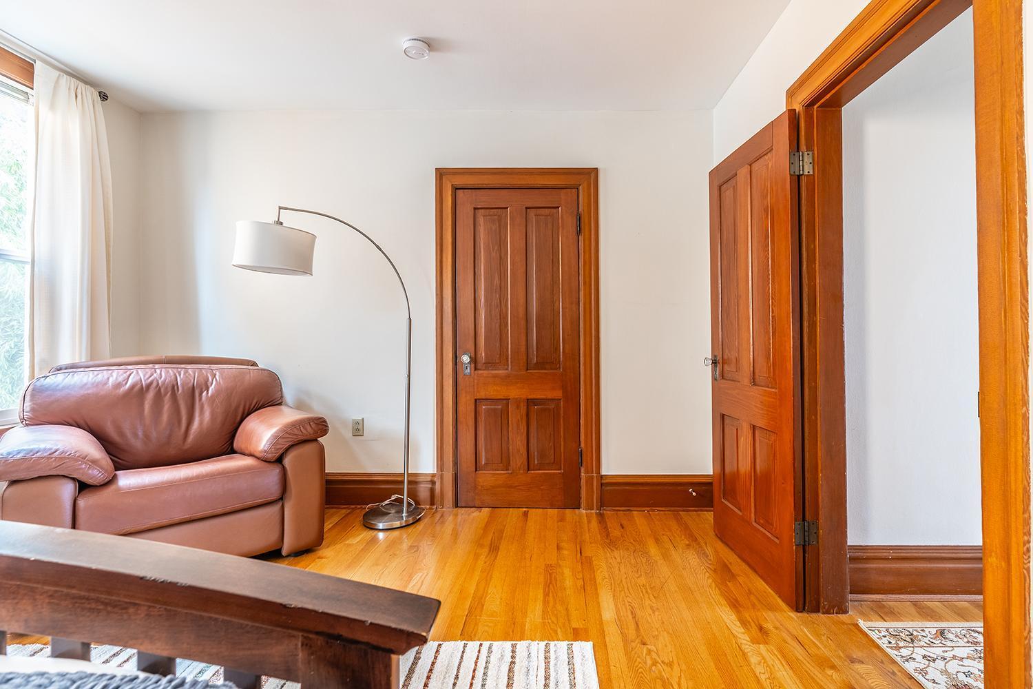 Вилла Charming Capitol Hill Craftsman Сиэтл Экстерьер фото