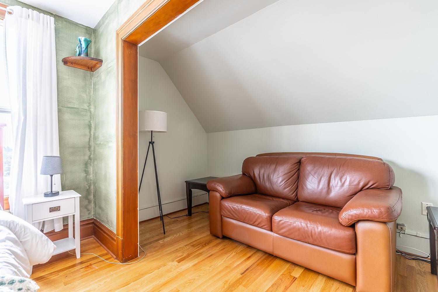 Вилла Charming Capitol Hill Craftsman Сиэтл Экстерьер фото