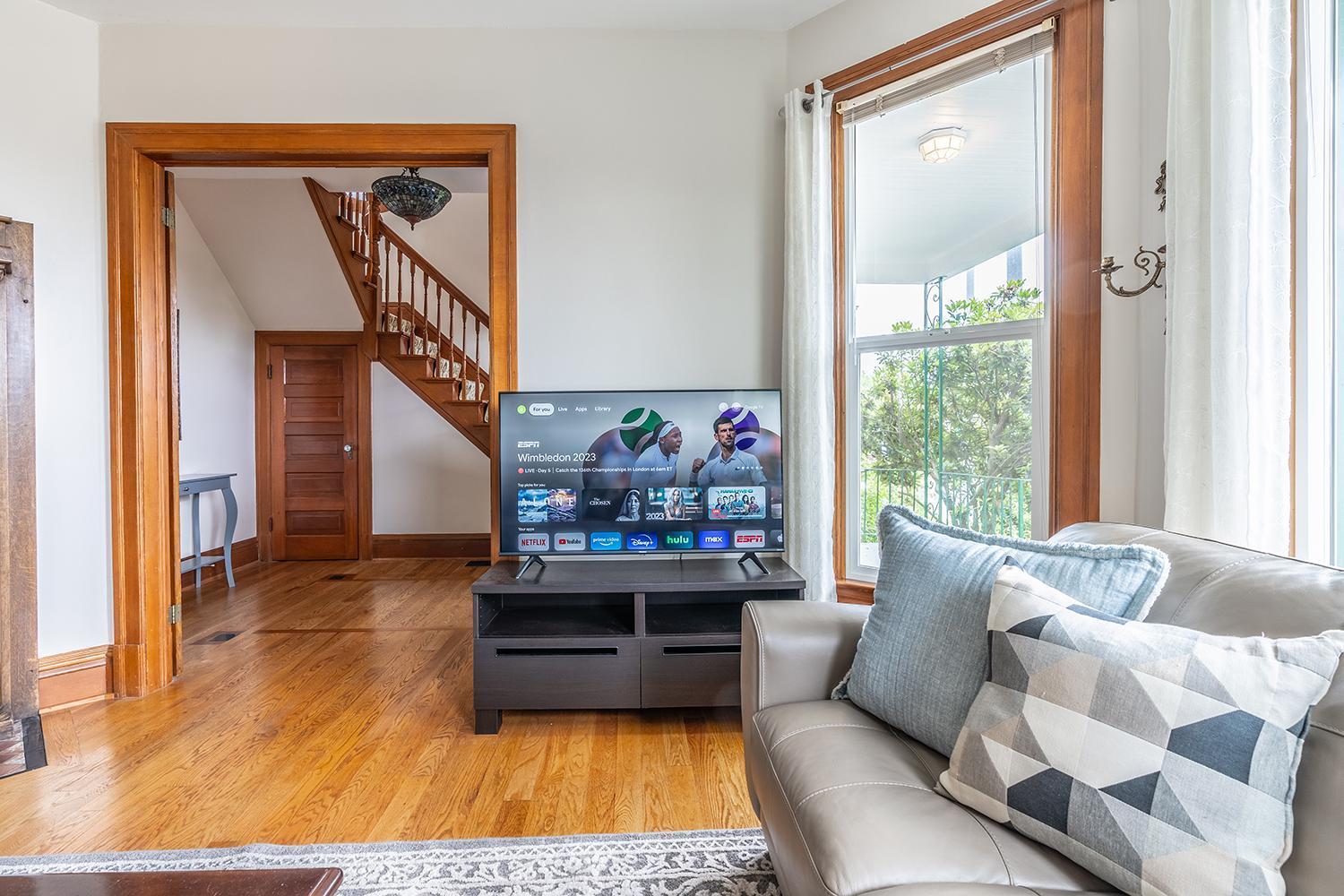 Вилла Charming Capitol Hill Craftsman Сиэтл Экстерьер фото